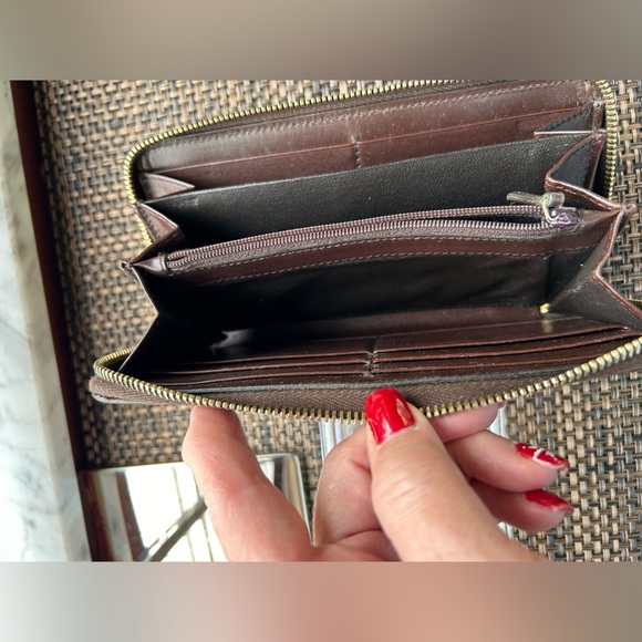 Gucci Brown Guccissima Leather Wallet - Picture 11 of 16